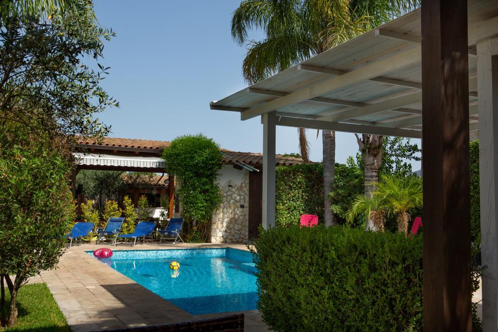 Ai Parchi Dei Parrini Bed & Breakfast Partinico Exterior foto